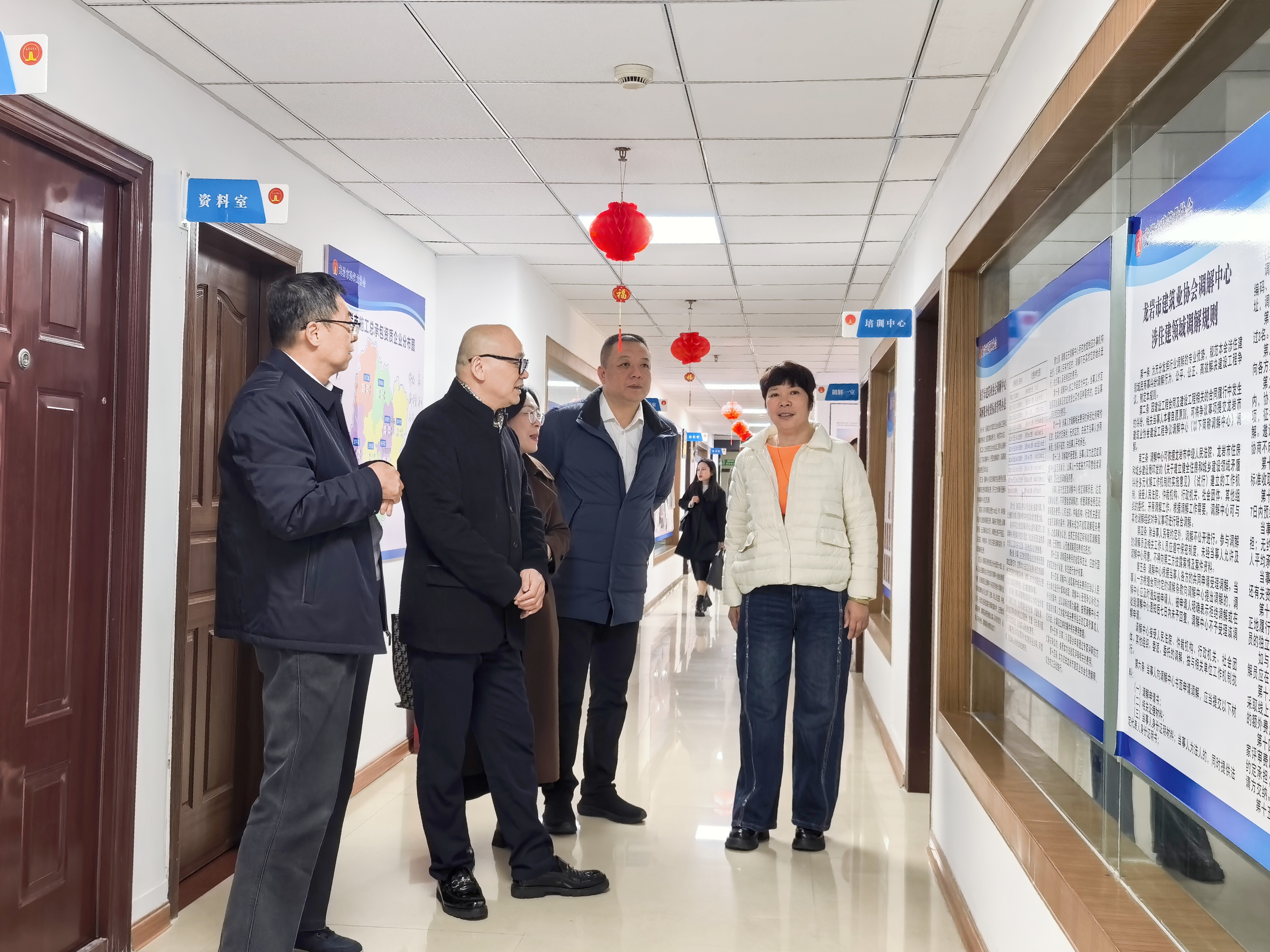 建協(xié)簡訊2026.1-2    福建省建筑業(yè)協(xié)會(huì)領(lǐng)導(dǎo)赴龍巖市建協(xié)調(diào)研指導(dǎo)